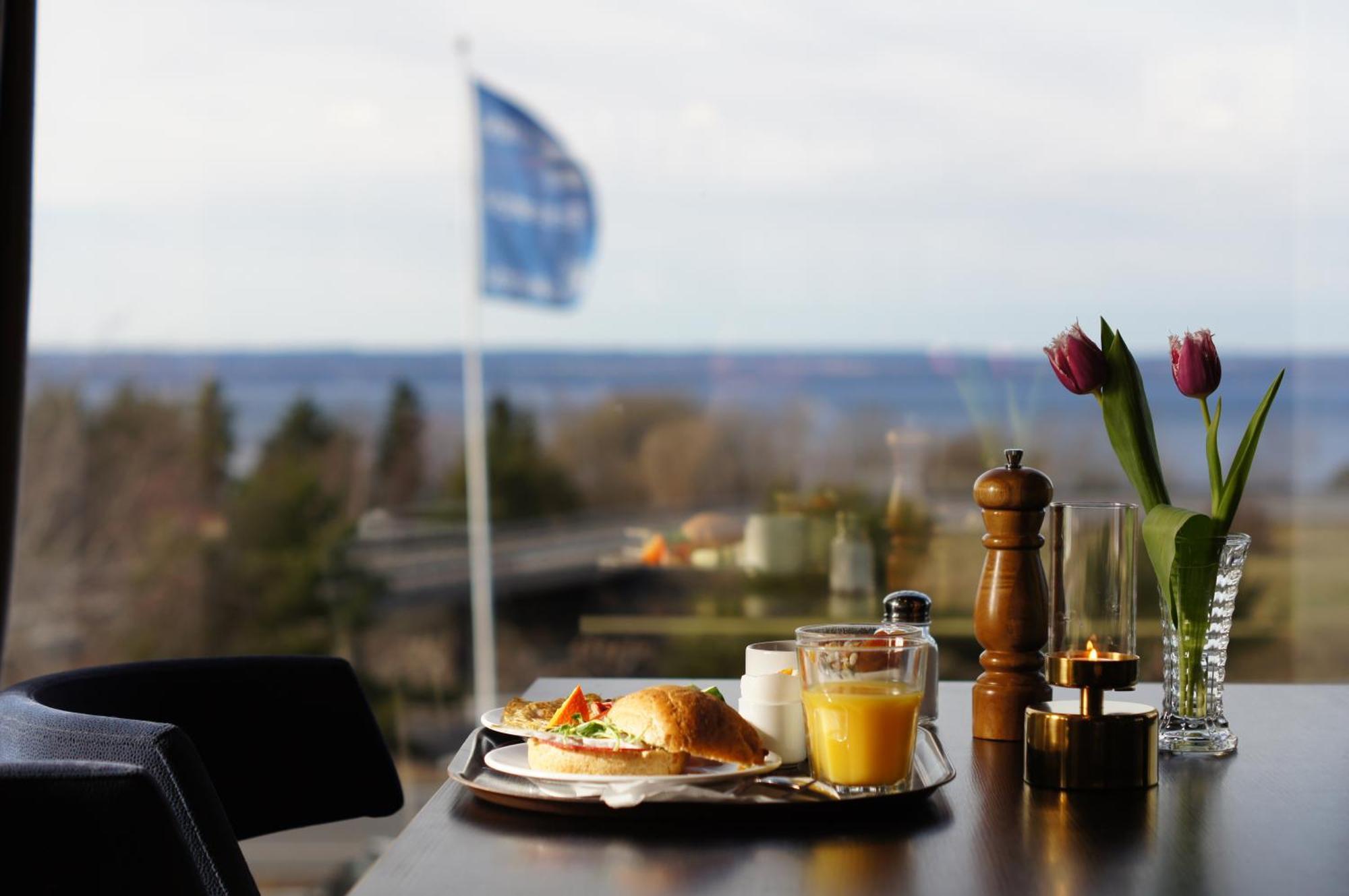 Vaetterleden Hotell & Restaurang Гренна Экстерьер фото